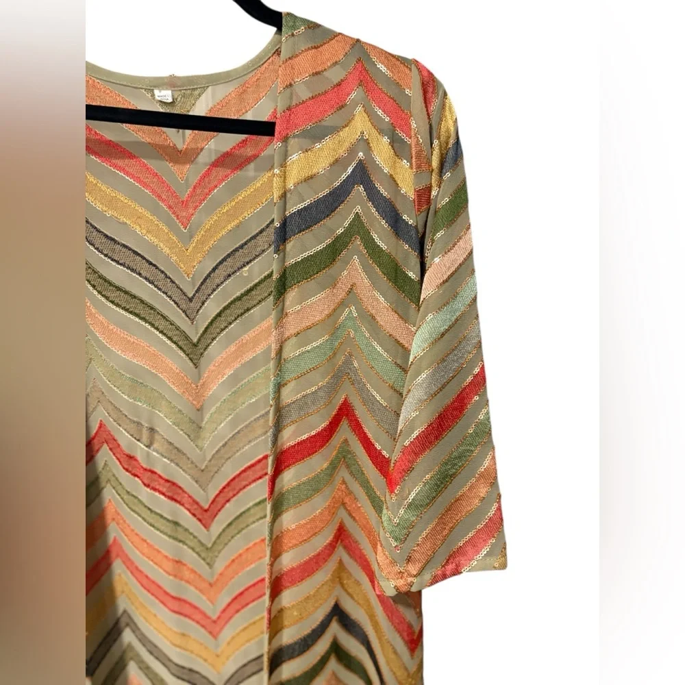 Colorful Chevron Pattern Kimono - Picture 4 of 6